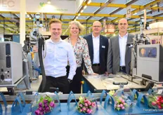 In Havatec's booth, there was a lot of attention for the various flower processing and bouquet machines. From left to right Tristan, Jorien, Eric and Alex spoke to all interested parties.